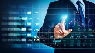 明年「台股3萬點」有望達成？專家提點：無論暴漲暴跌，散戶2操作增加贏