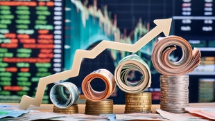 中鋼股價創新低、股東數卻創新高！老牌存股中鋼是信仰、真愛還是真有料？