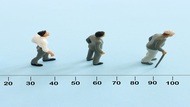 你也是嗎？富達調查：國人約41歲開