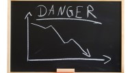 魯比尼警告經濟大蕭條風險：市場可能「I」型下墜
