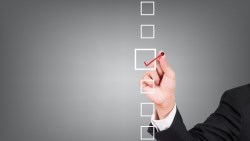 「高股息」ETF好，還是「高殖利率」股票好？分析師：大部分的人適合買ETF！