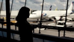 疫情衝擊桃機  旅運量單日未達2萬人次