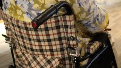 長照有多花錢？1片紙尿褲20元、灌食牛奶1瓶50元…每天基本500元起跳，你真的準備好了嗎？