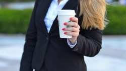 到超商寄百杯咖啡、美式賣場商品整箱搬…折扣商品真的讓你省到錢嗎？